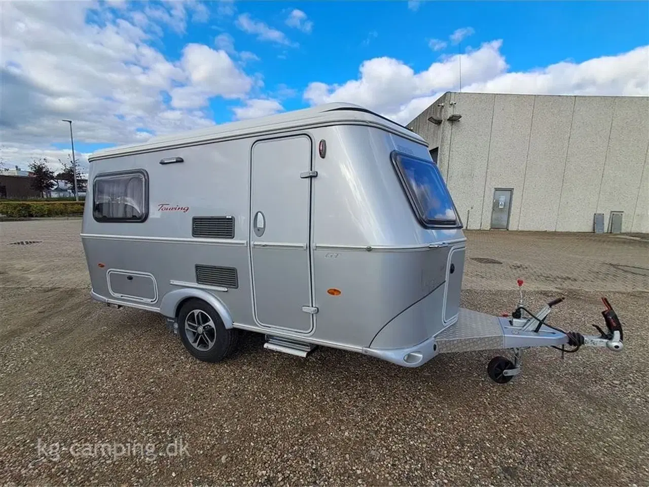 Billede 1 - 2021 - Hymer Touring Triton 420 GT   Super velholdt rejsevogn med TRUMA SX mover