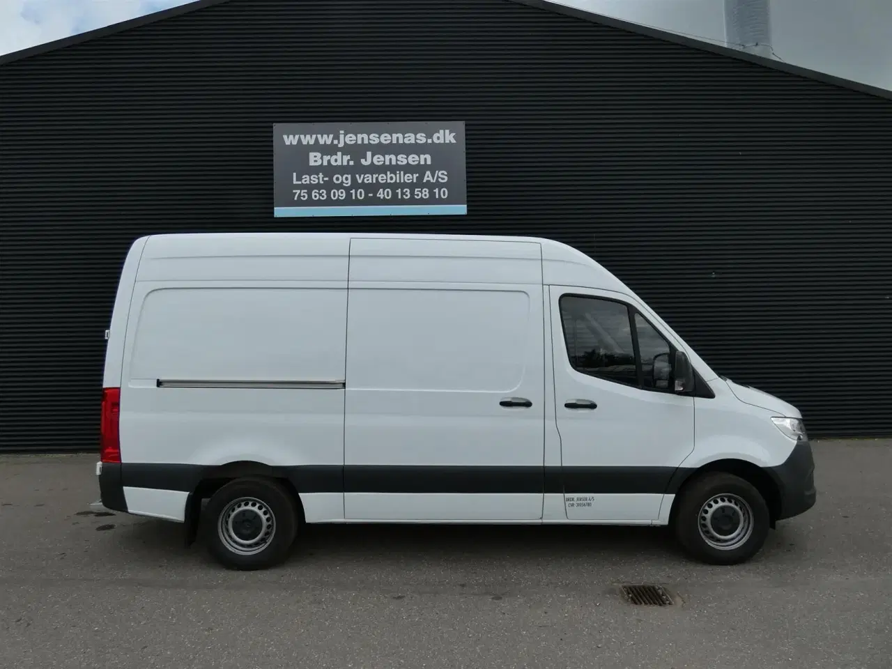 Billede 2 - Mercedes-Benz Sprinter 317 2,0 CDI A2 H2 RWD 9G-Tronic 170HK Van Aut.