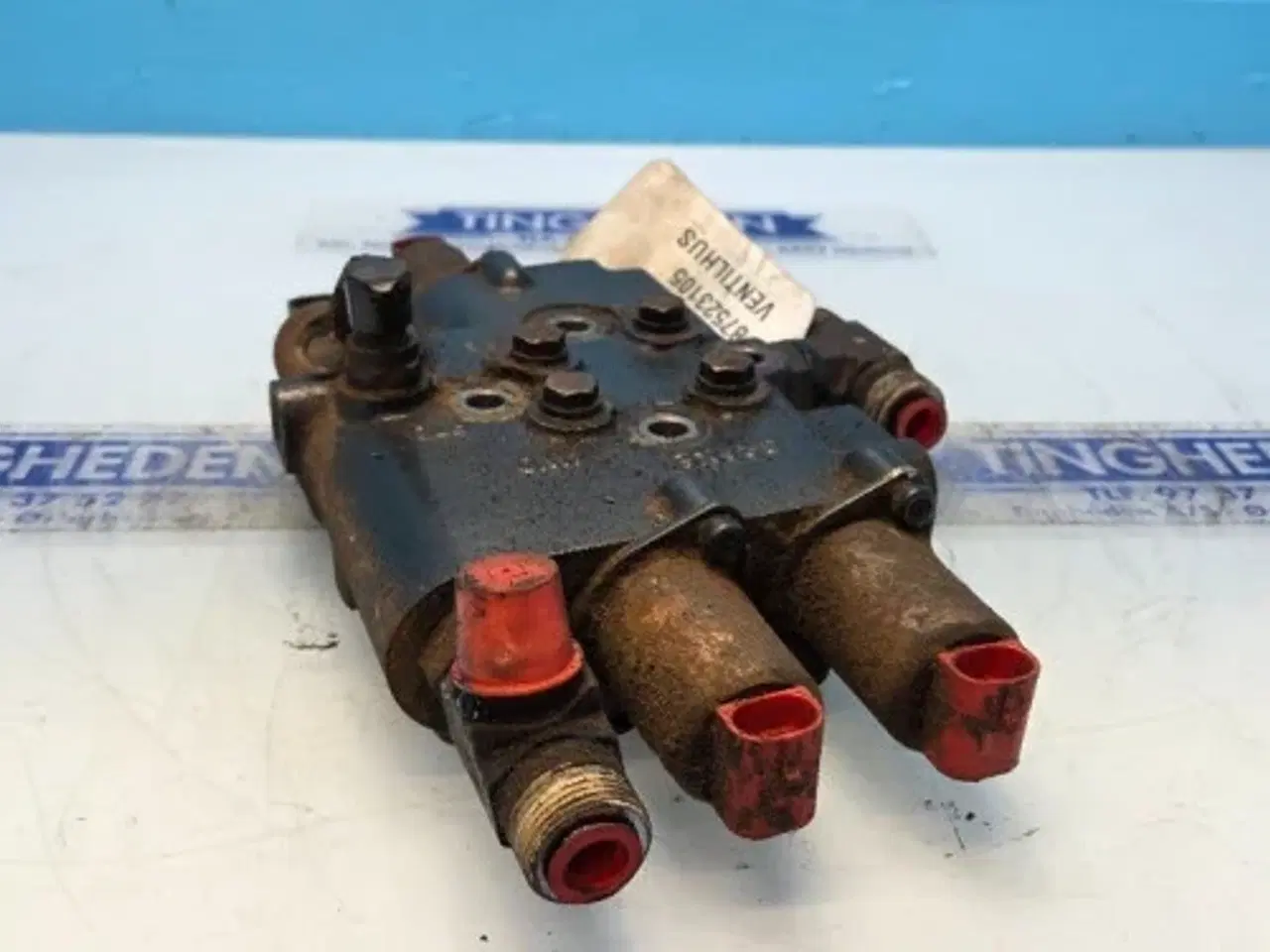 Billede 8 - New Holland T7.315 Hydraulikventil 87523105