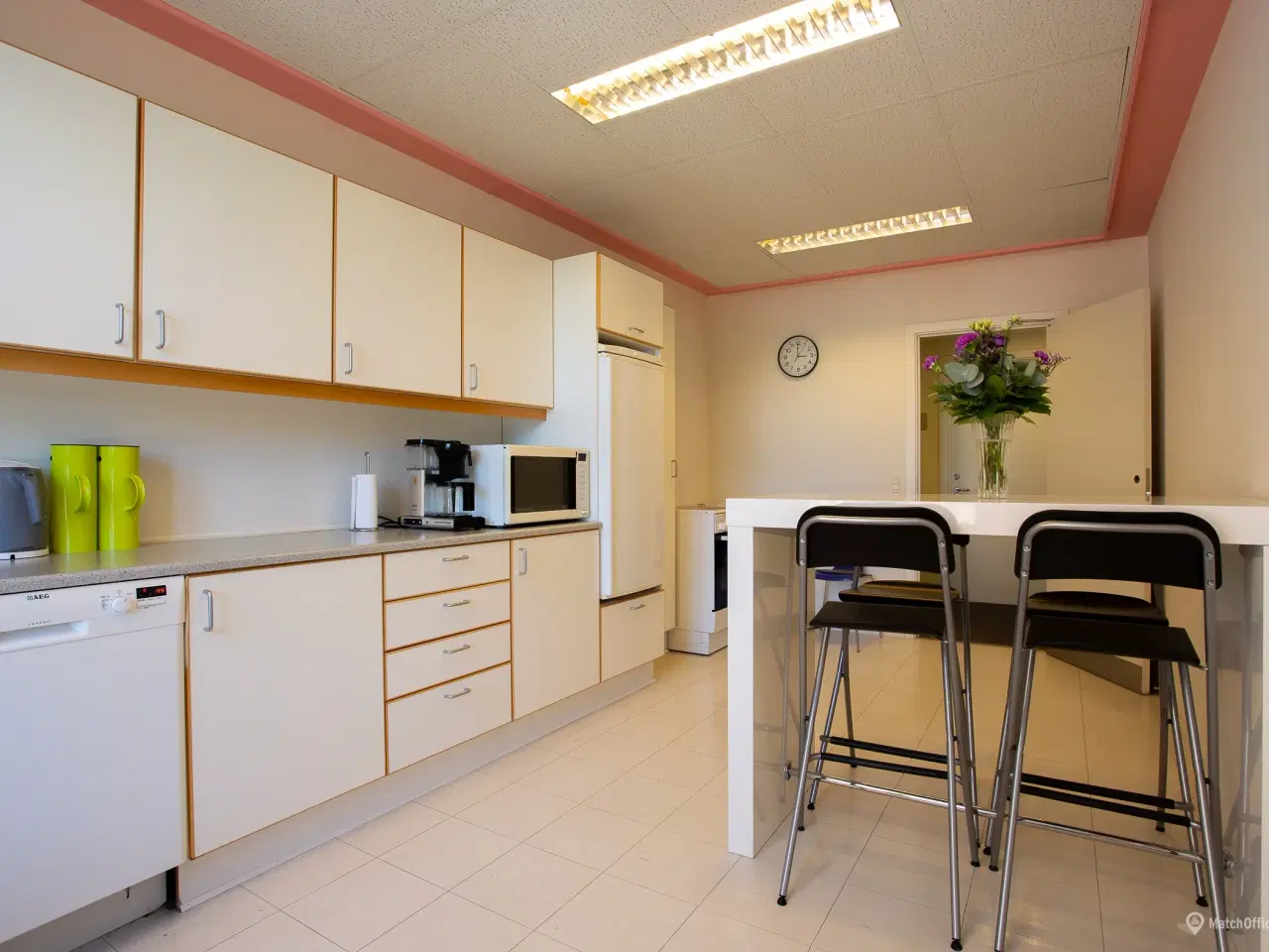 Billede 2 - Fast plass i åbent miljø Kr  995.- pr med