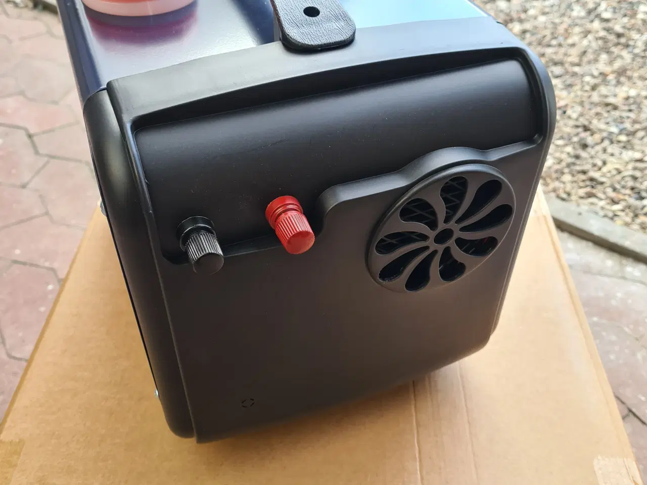 Billede 5 - Dieselvarmer Sunster 12volt/24volt/230volt med blu