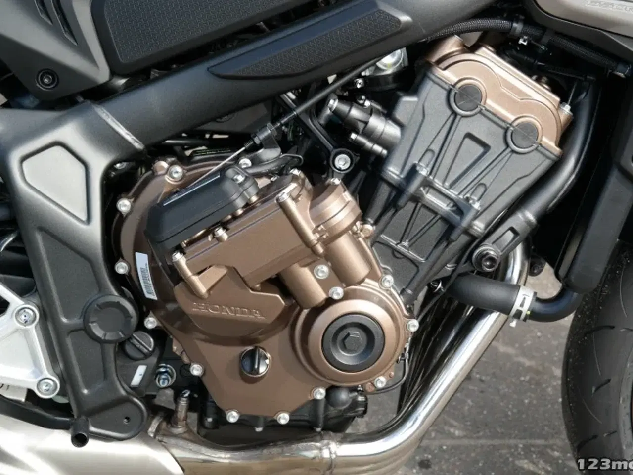 Billede 11 - Honda CB 650 RC MC-SYD       BYTTER GERNE