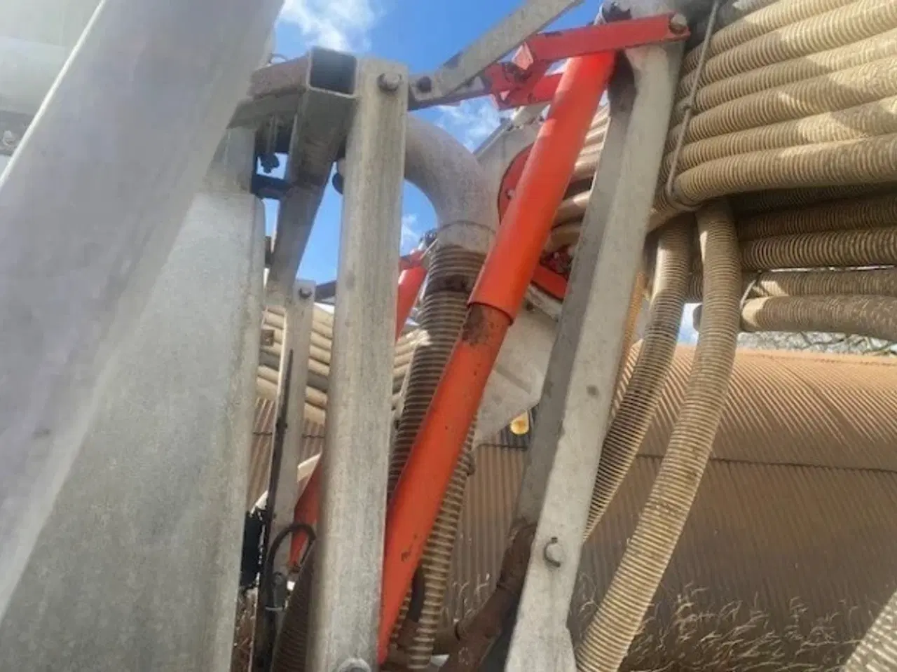 Billede 4 - SAK 10 Ton galvaniseret gyllevogn med 16 meter HARSØ slangebom