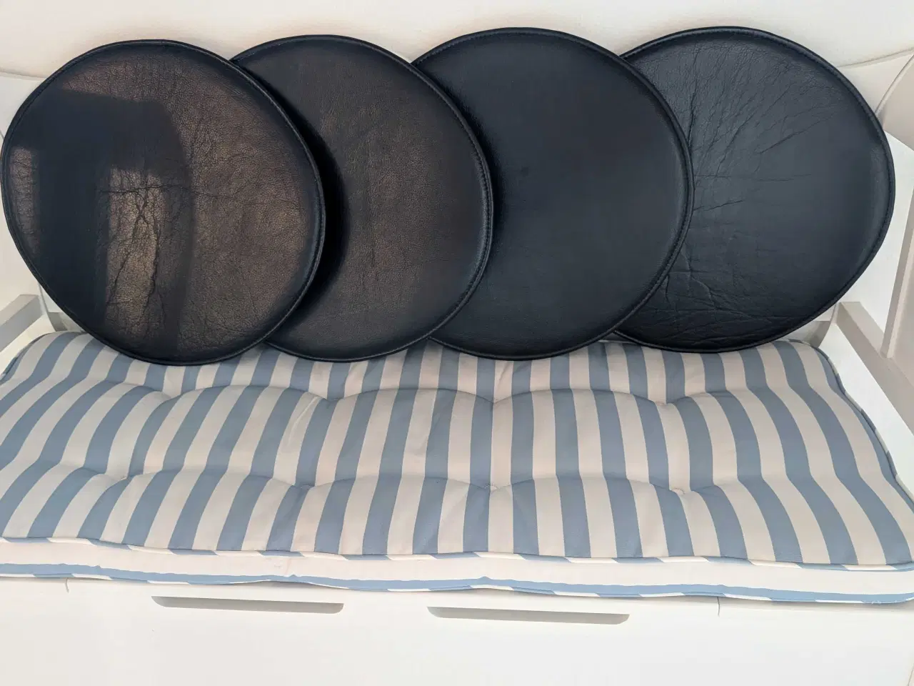 Billede 1 - Hynder til Nanna Ditzel Trinidad stolen