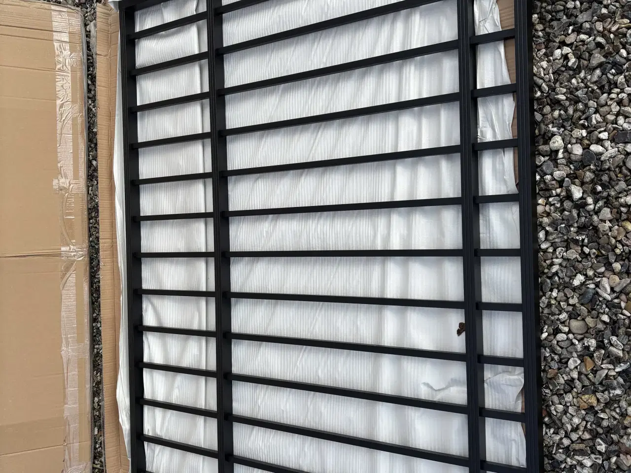 Billede 2 - Port til indkørsel