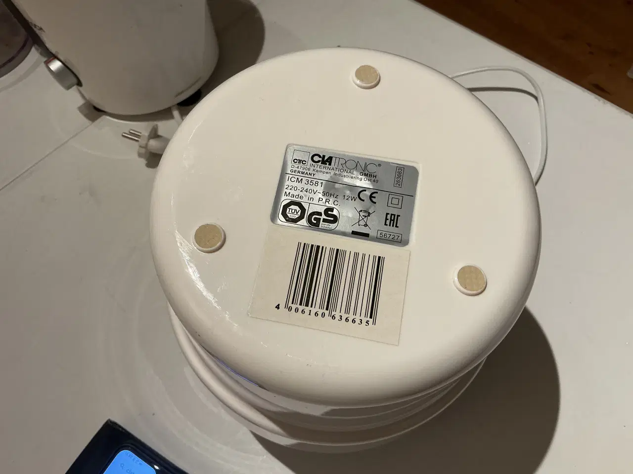 Billede 6 - Bosch Saftpresser (700W) & Clatronic ismaskine for