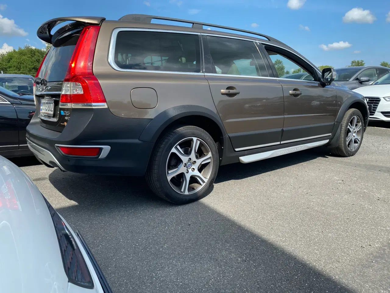 Billede 3 - Volvo XC70 2,4 D5 Momentum AWD 215HK Stc 6g Aut.