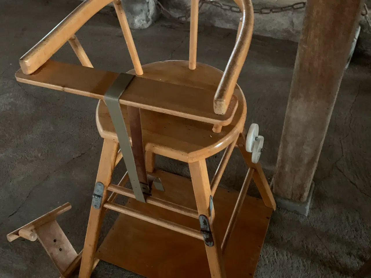 Billede 1 - Retro høj stol