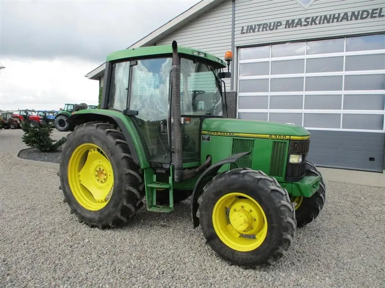 Billede 14 - John Deere 6300 Fin handy traktor