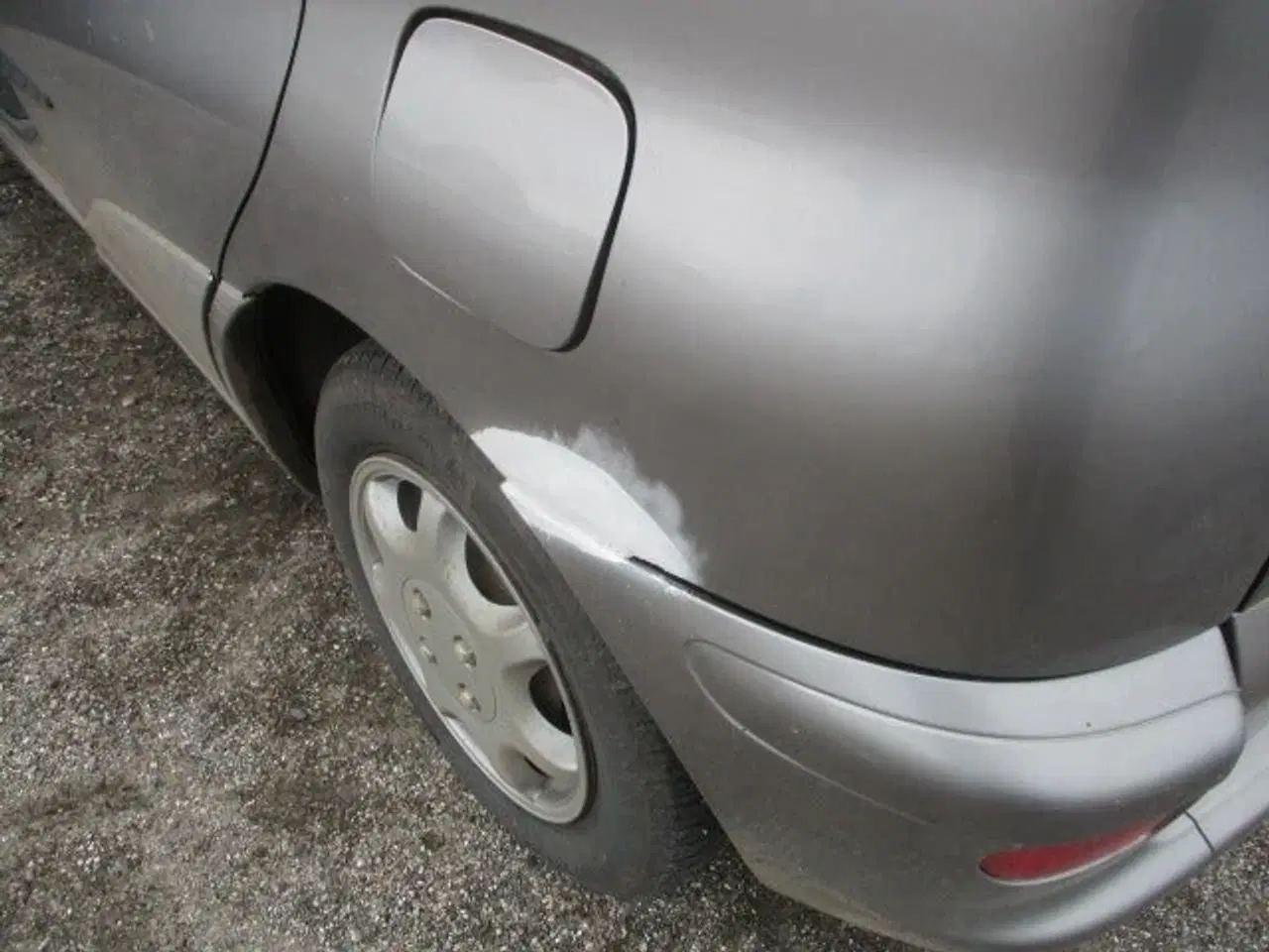 Billede 12 - Toyota Yaris Verso 1,3 Luna