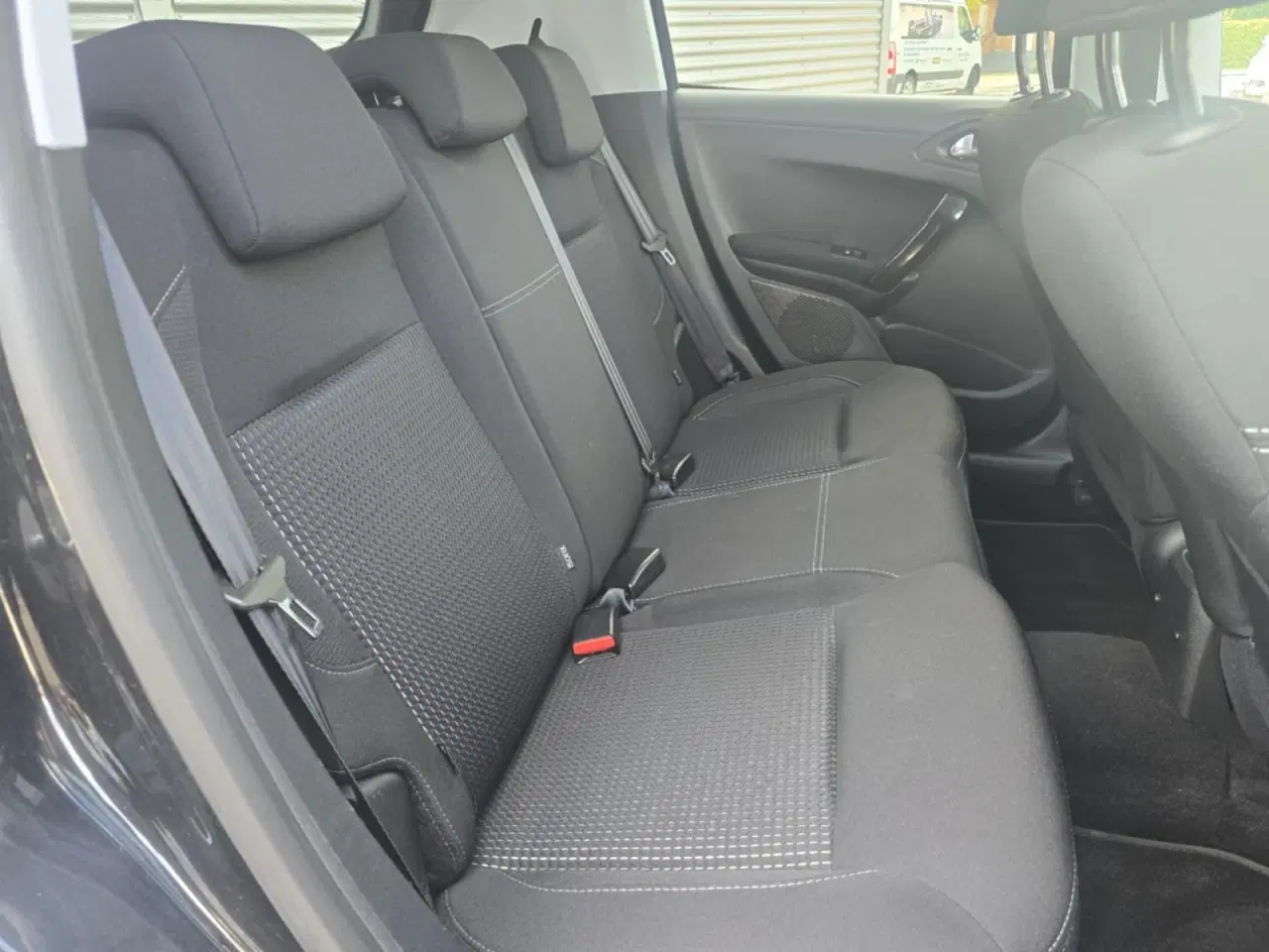 Billede 7 - Peugeot 208 1,6 BlueHDi 100 Allure Sky