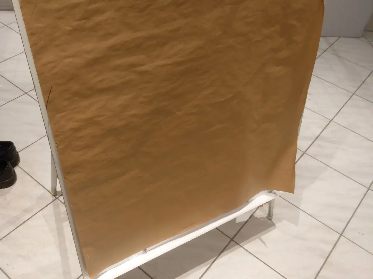 Billede 2 - Tavle til store stykker papir