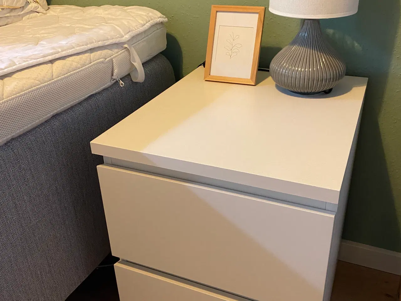 Billede 2 - IKEA sengebord
