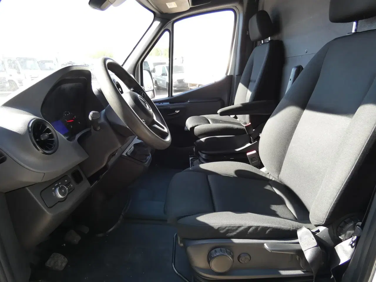 Billede 9 - Mercedes-Benz Sprinter 316 2,1 CDI A2 H2 RWD 163HK Van 6g