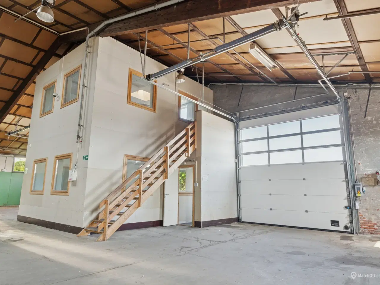 Billede 11 - Stort lager centralt i Glostrup