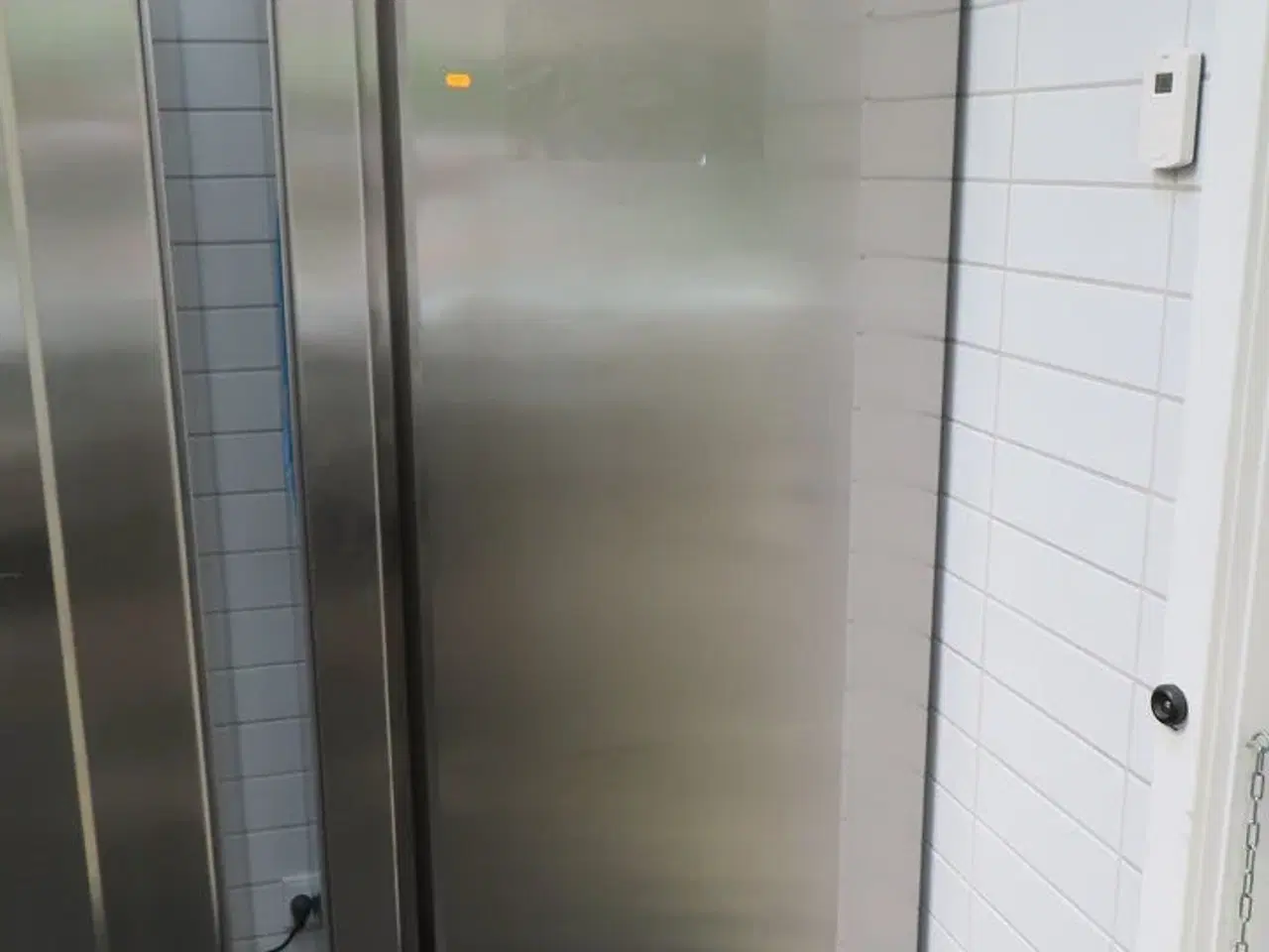 Billede 1 - Industrikøleskab GRAM MIDI K 625 RSG