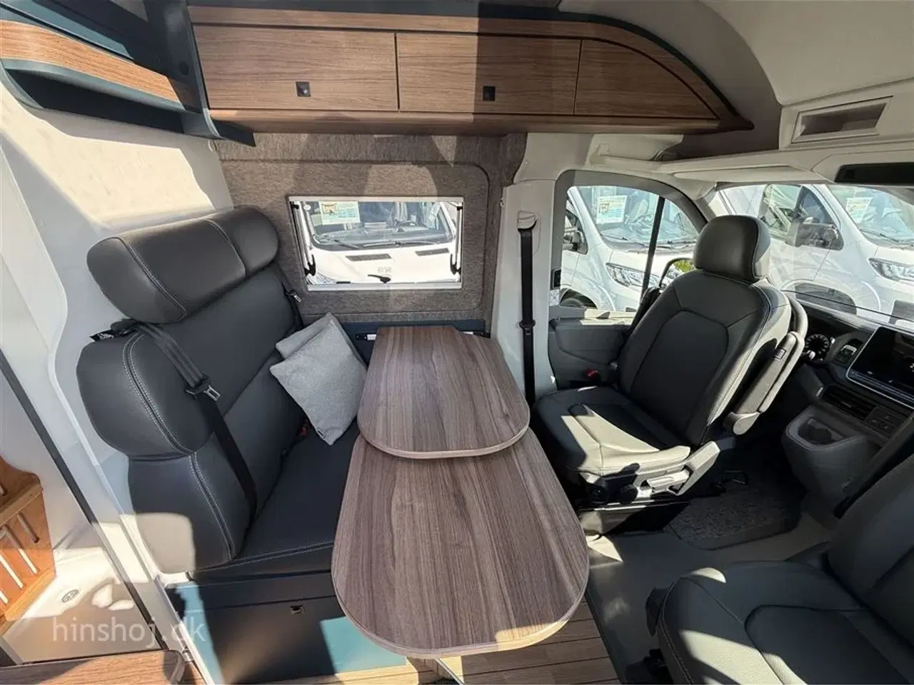 Billede 17 - 2025 - Eriba Car 600 Indium Grey Aut   Den Eksklusive Campervan Fra Eriba Car kan ses hos Hinshøj Caravan