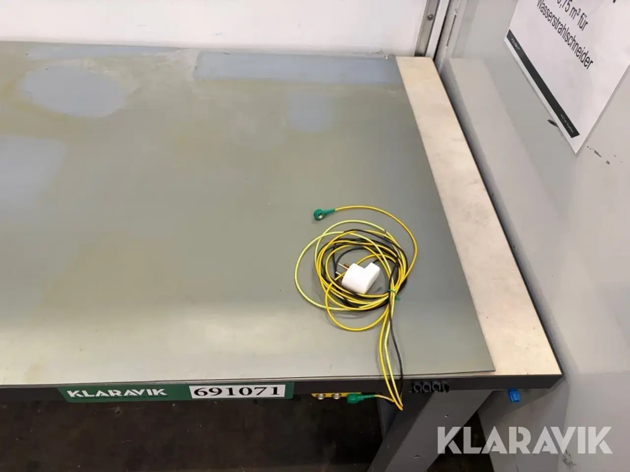 Billede 9 - Arbejdsbord med ESD måtte