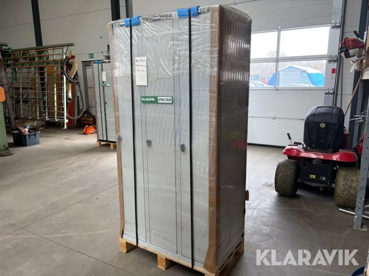 Billede 1 - Værkstedsskabe