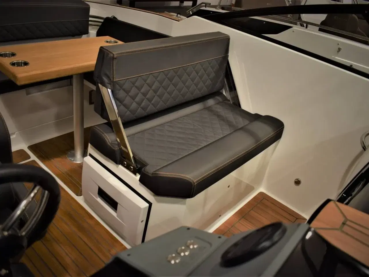 Billede 15 - Coaster 600 DC - 100 HK Yamaha/Udstyr