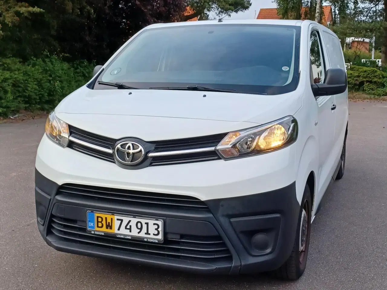 Billede 1 - Toyota Proace - Ny motor med lavere km