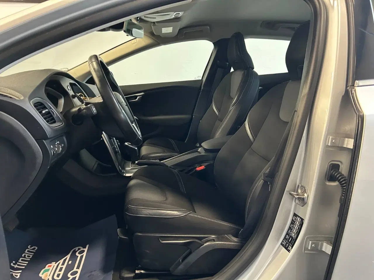 Billede 8 - Volvo V40 2,0 D3 150 Momentum aut.