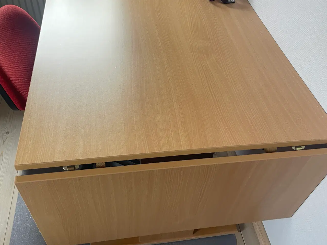 Billede 2 - Spisebord i fin stand