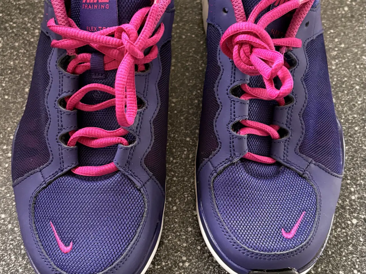Billede 1 - Nike str 41