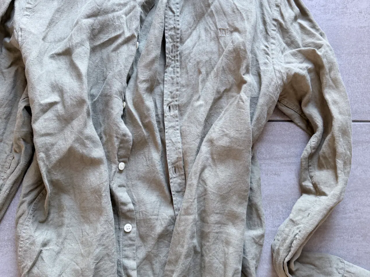 Billede 1 - Les Deux skjorte, str. M