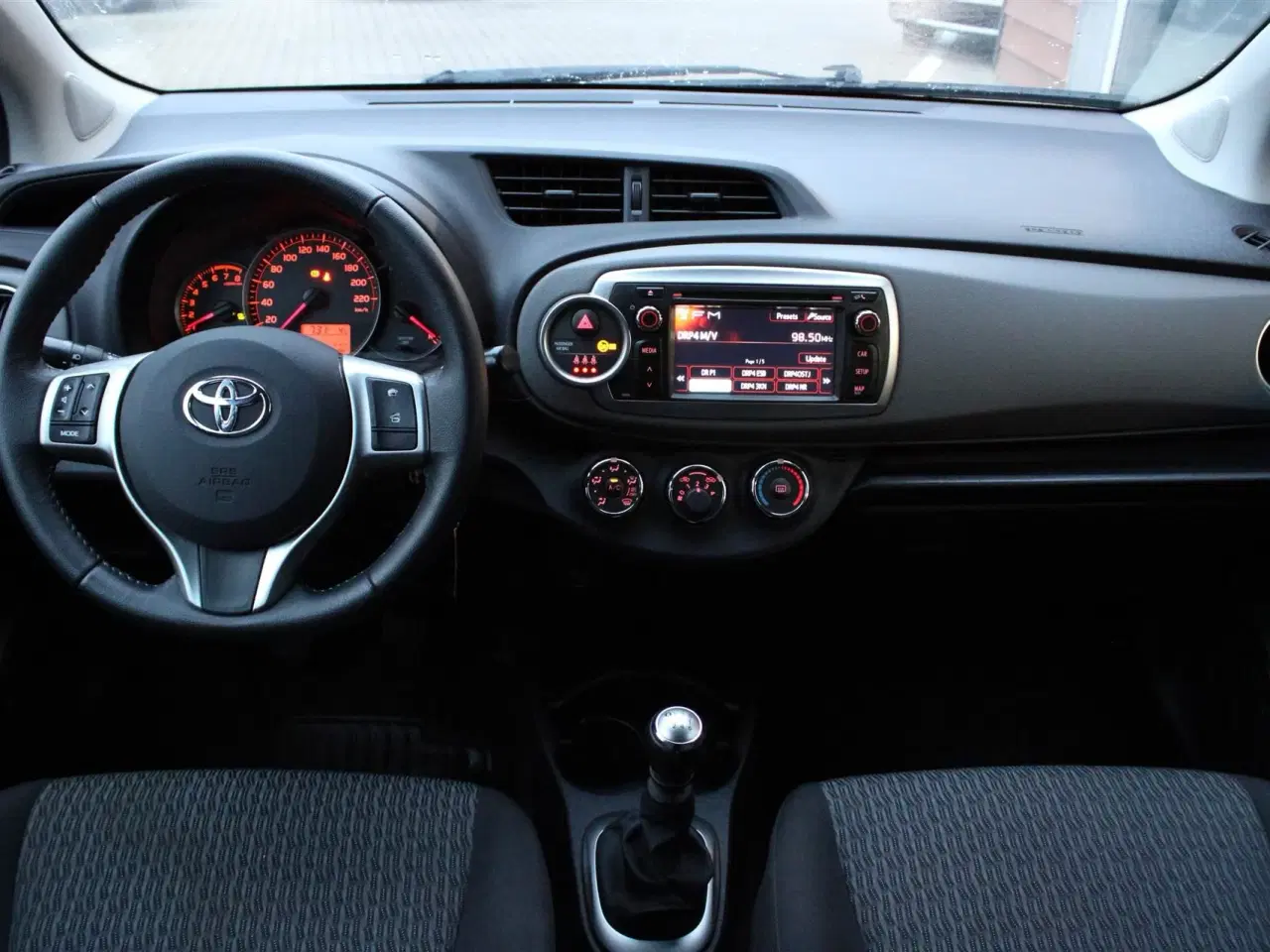 Billede 4 - Toyota Yaris 1,0 VVT-I T2 72HK 5d