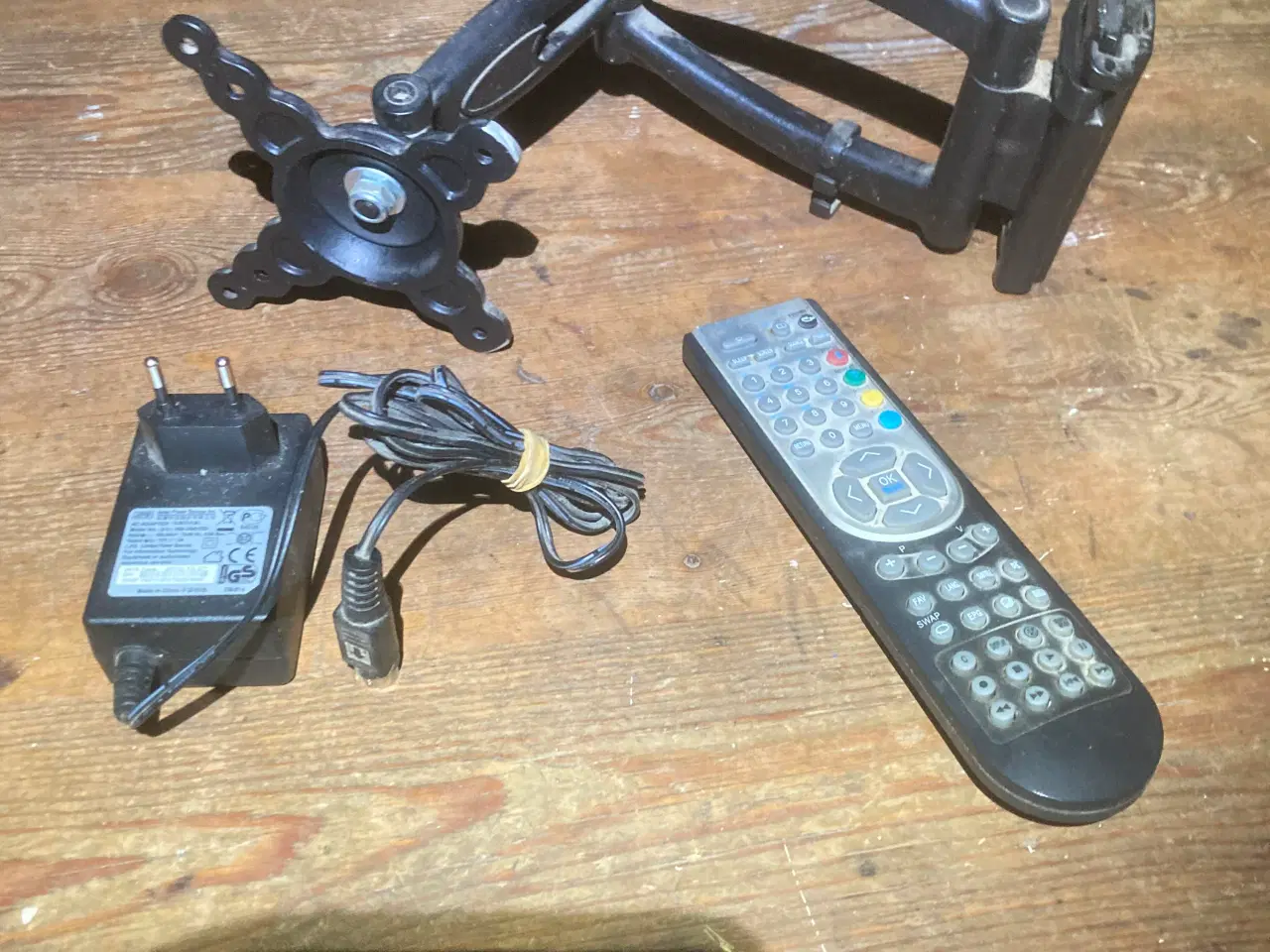 Billede 5 - 15” LCD - TV  Telefunken