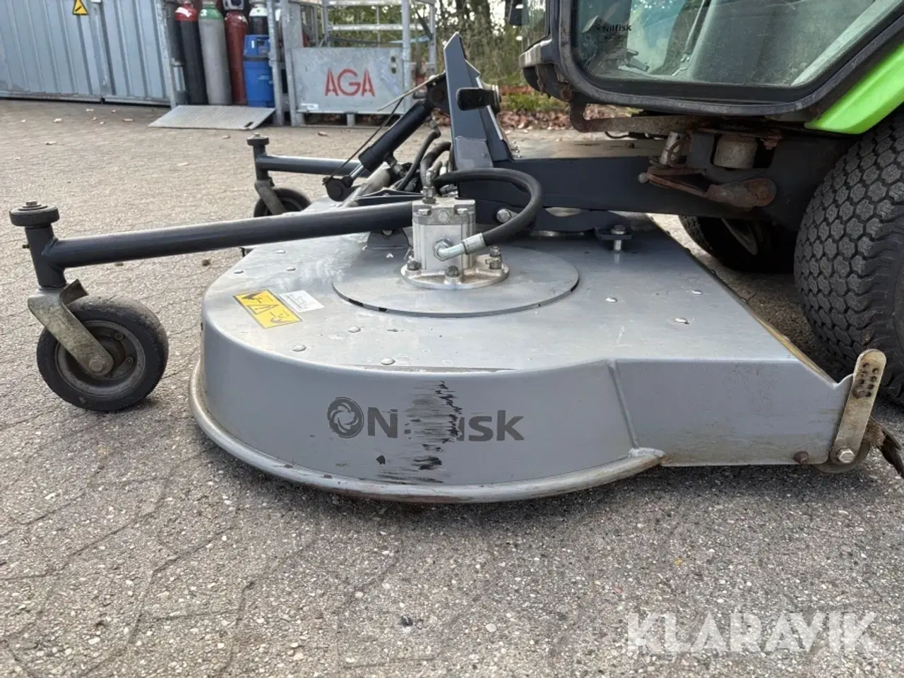 Billede 11 - Redskabsbærer Nilfisk City ranger 2250