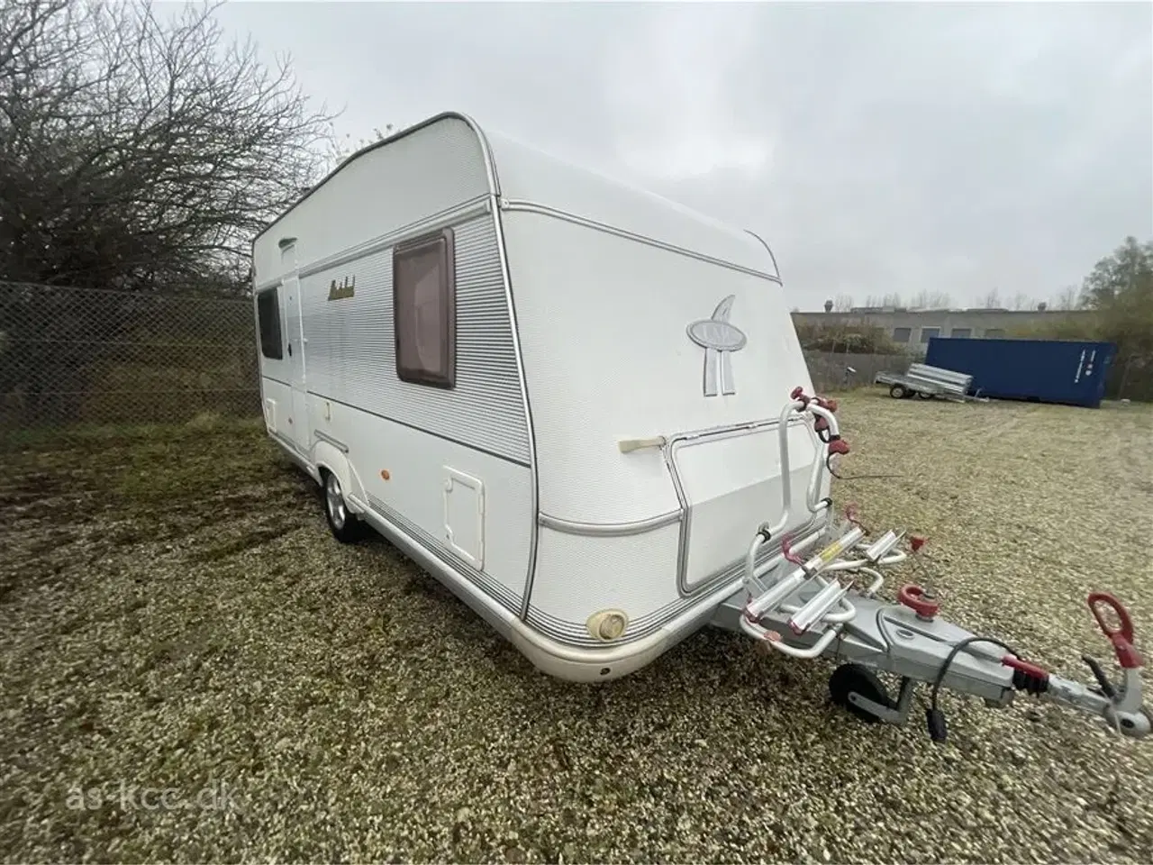 Billede 1 - 2005 - LMC Münsterland 475 RD Lmc Münsterland 475 RD årg. 2005 Med ny mover fra 2024 og markise, tæpper i vognen. 4 sovepladser, 5 siddepladser.