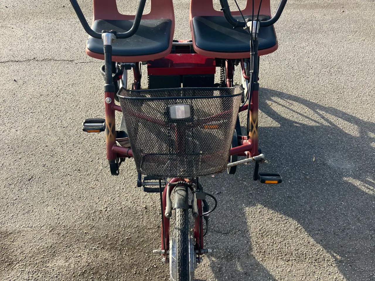 Billede 3 - El-cykel side by side. 