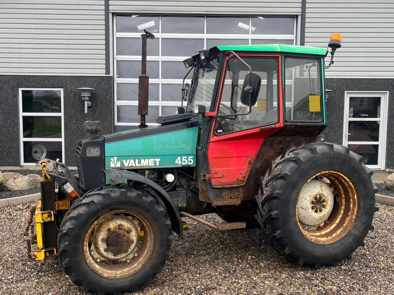 Billede 1 - Valmet 455 Med en slags frontlift
