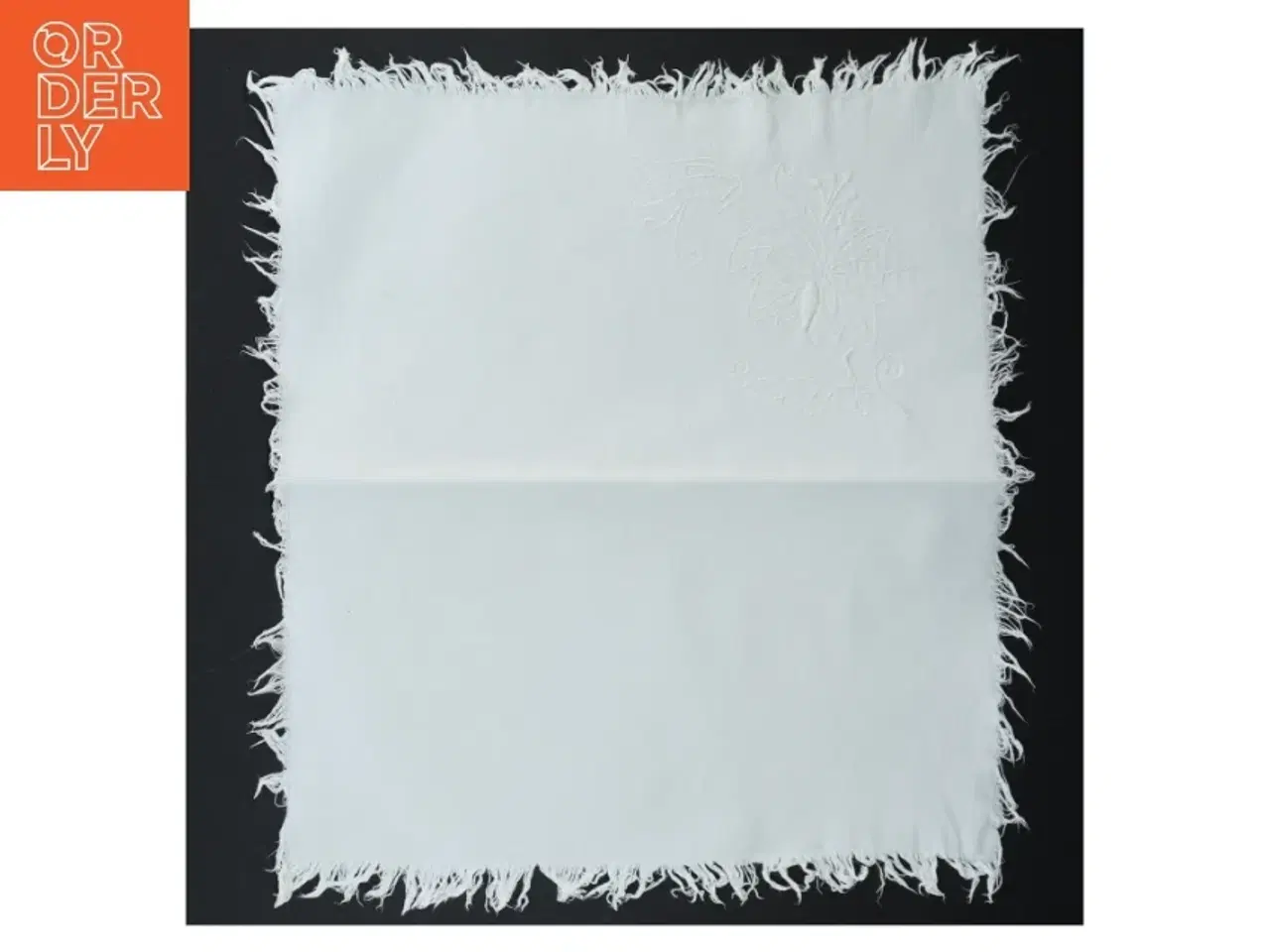 Billede 4 - 4 håndbroderede servitter (str. 30 x 26 cm)