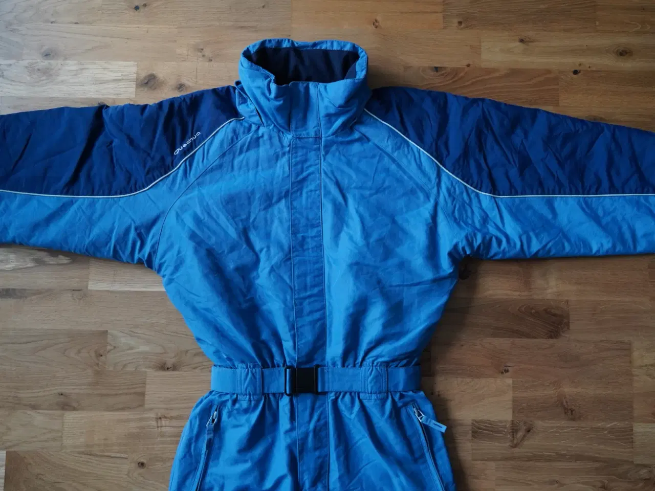 Billede 2 - Lyseblå/mørkeblå heldragt skidragt/flyverdragt