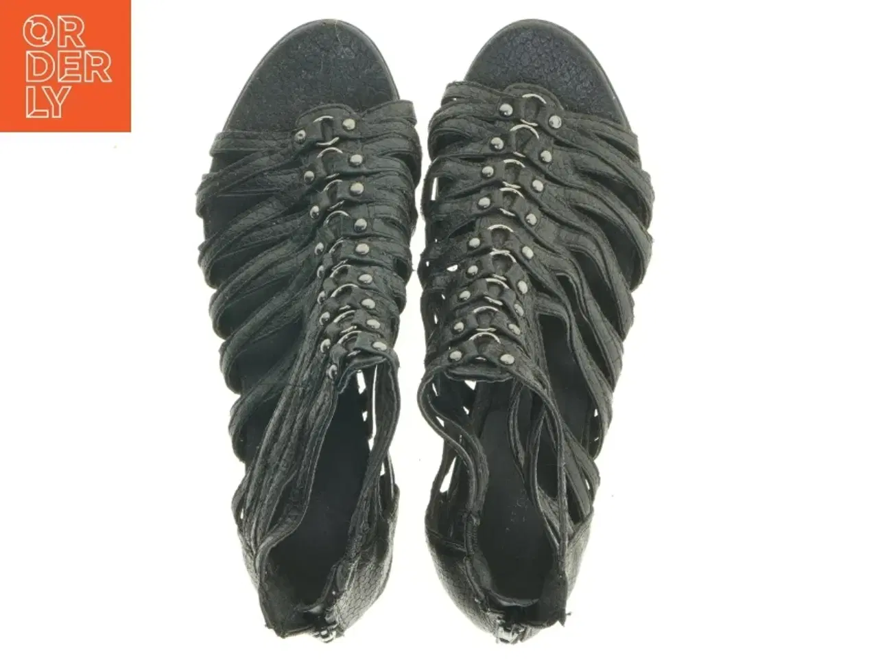 Billede 5 - Sorte sandaler med kilehæl (str. 37 )