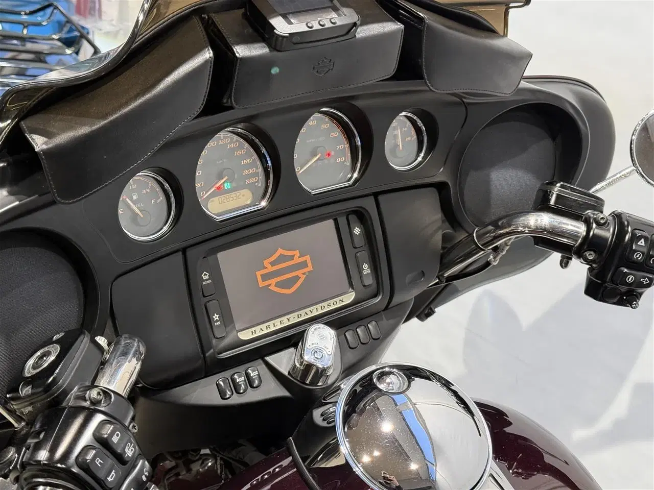 Billede 34 - Harley Davidson FLHTCUTG Tri Glide Ultra 103" Trike