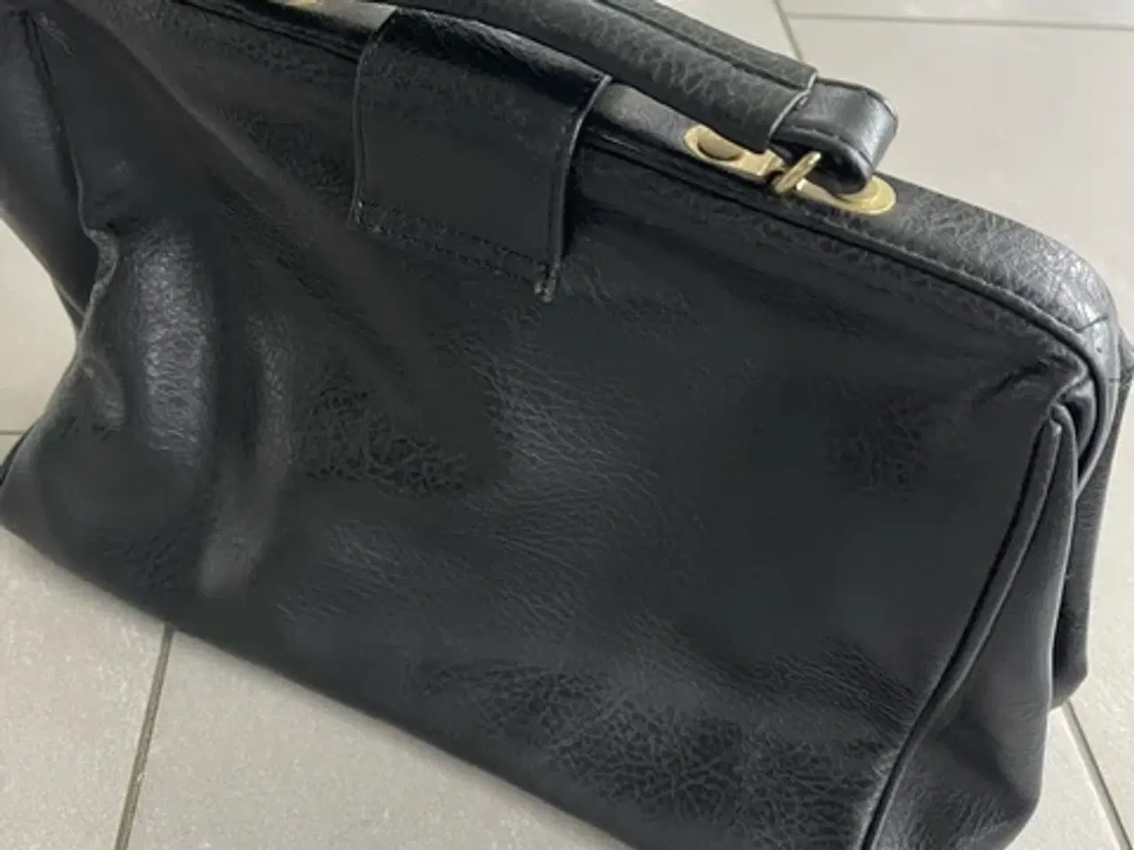 Billede 3 - Læder håndtaske sort - vintage