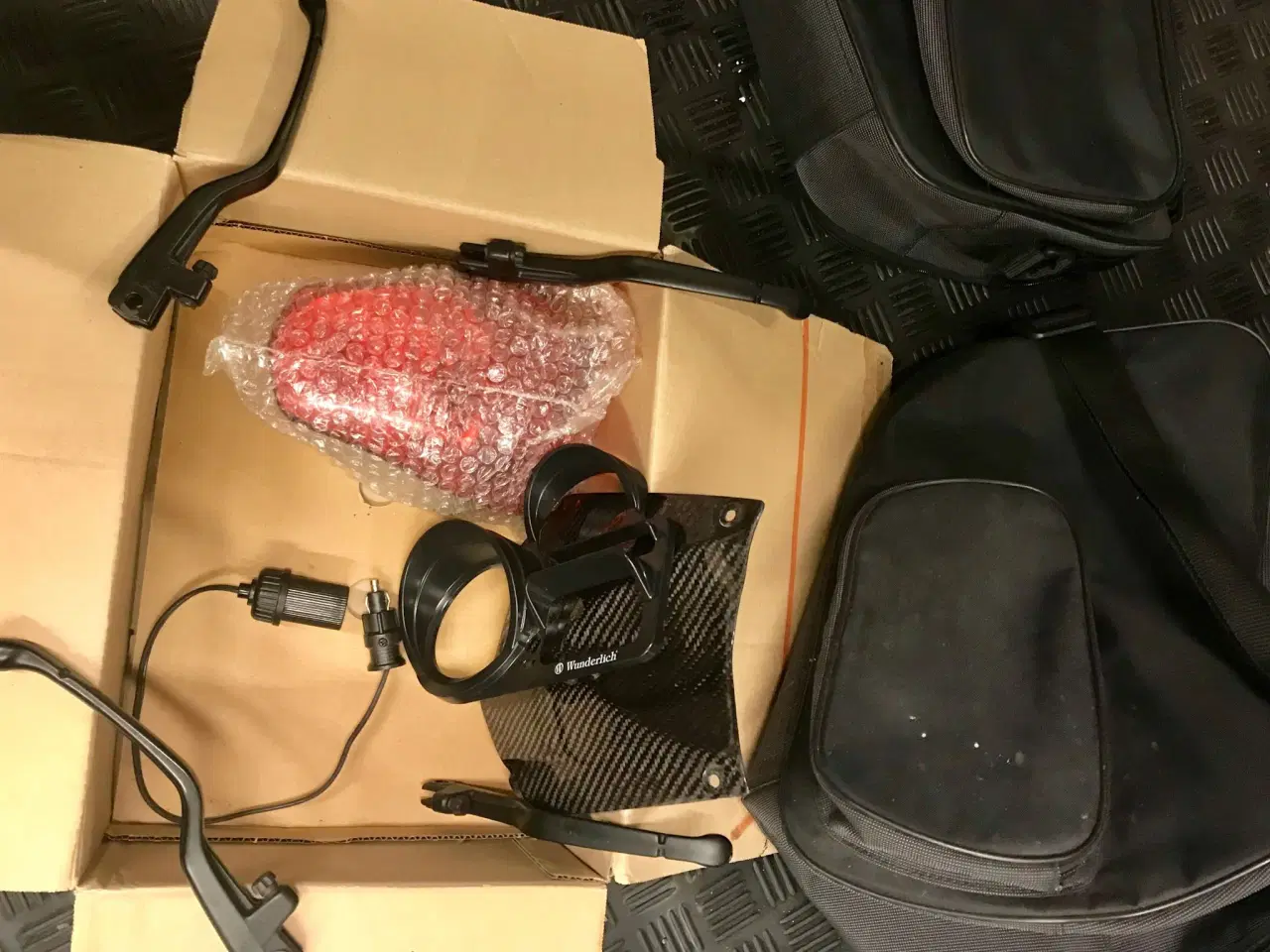 Billede 2 - BMW k1200s og k1200r dele