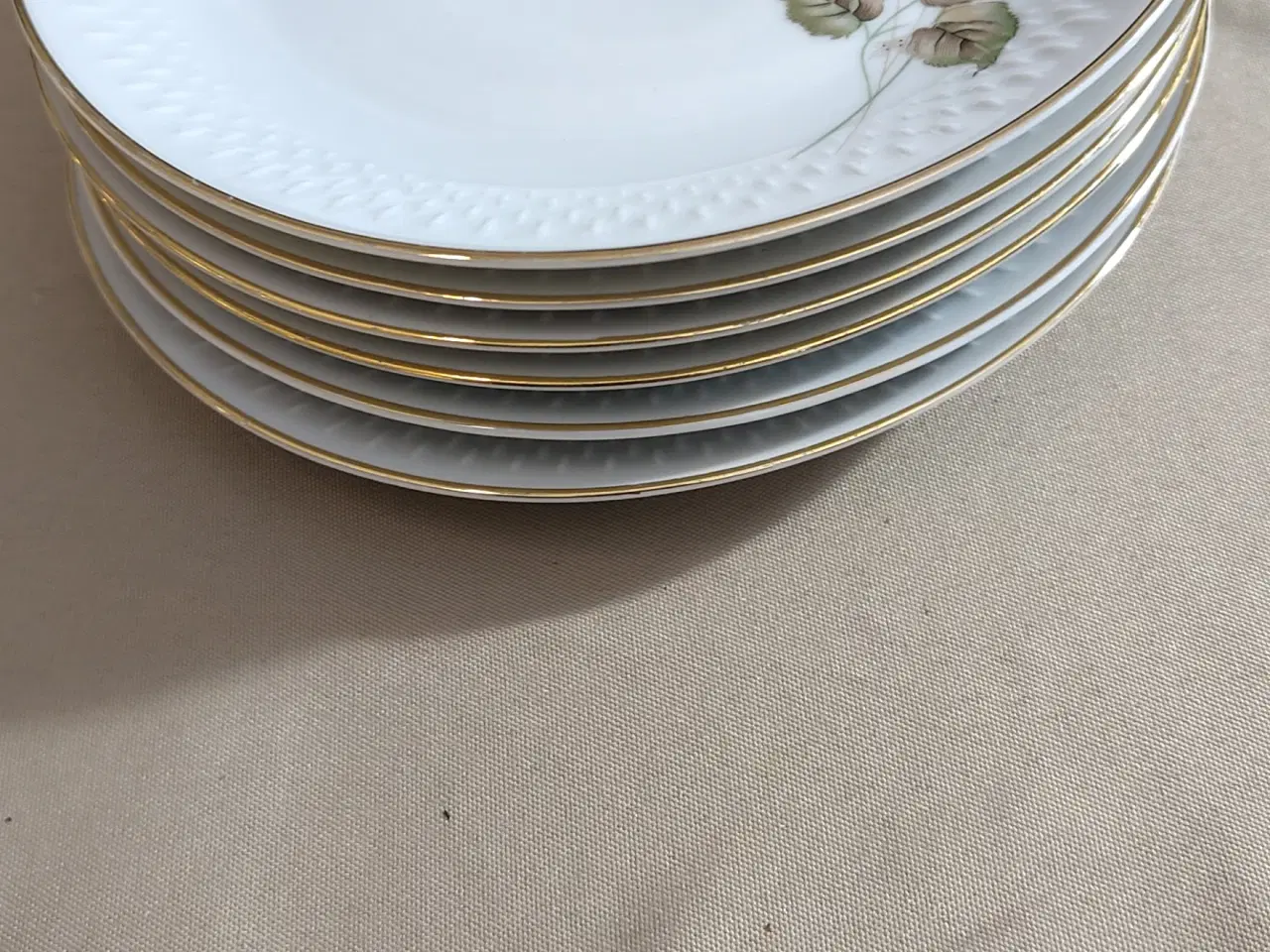 Billede 3 - Edelstein Bavaria kaffe kage sæt 5 personer