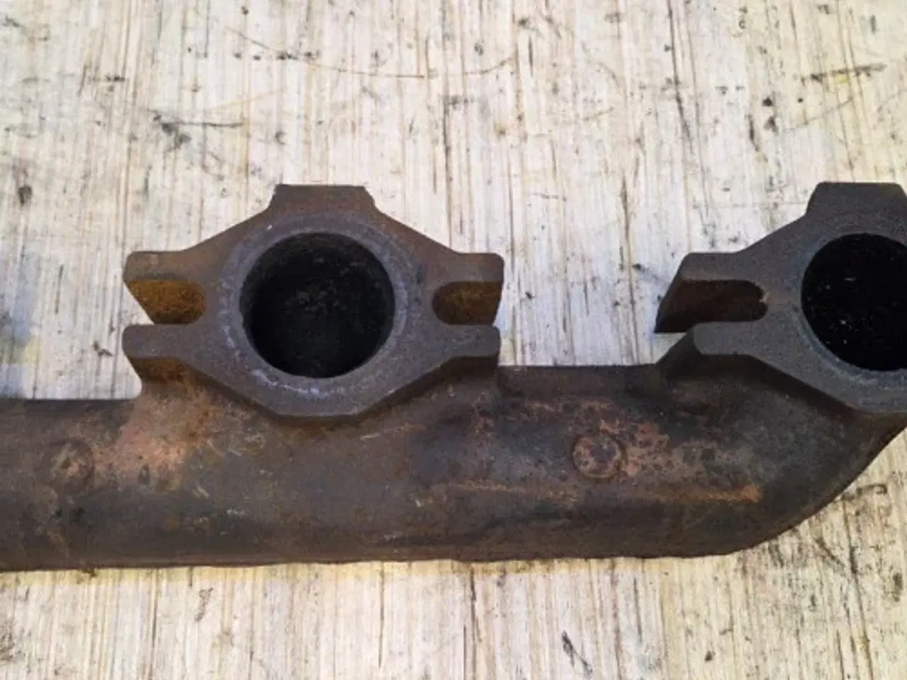 Billede 16 - Mercedes OM502LA Udstødningsmanifold A5421420201