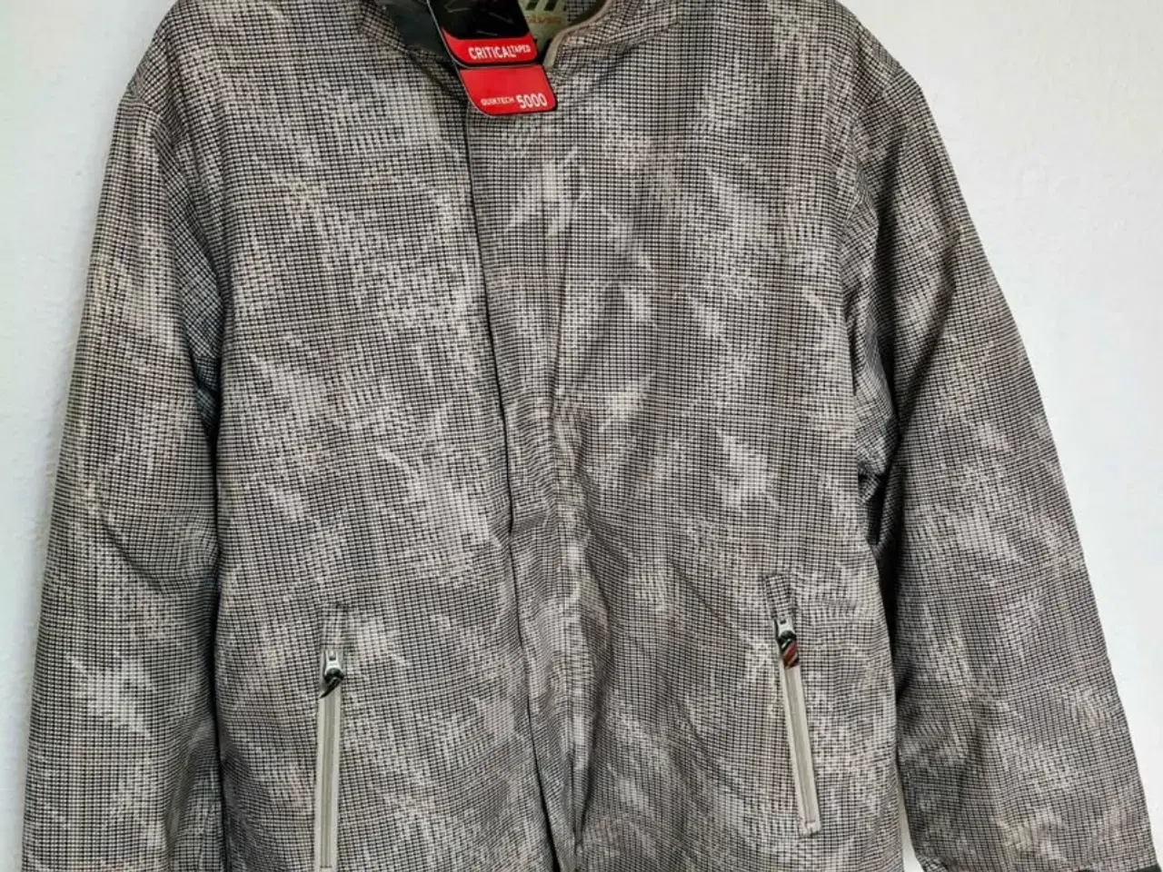 Billede 1 - QuickSilver snowboarder-skisæt 