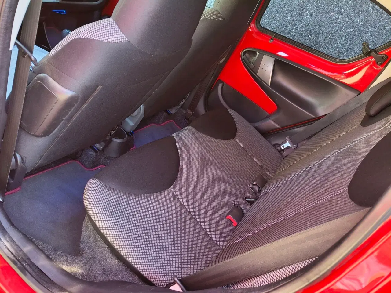 Billede 5 - Toyota Aygo 1,0 VVT-I Red&Black 68HK 5d