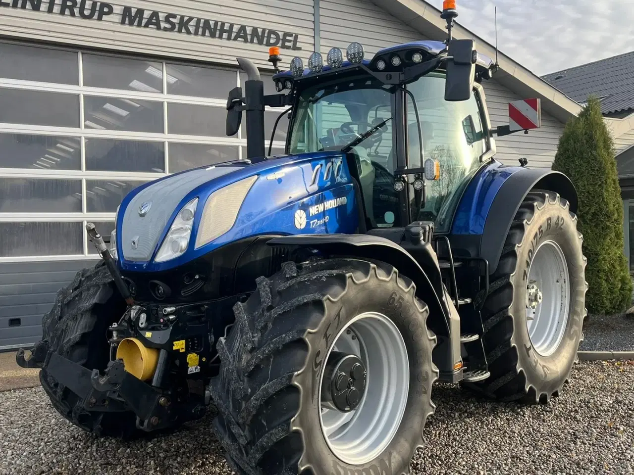Billede 2 - New Holland T7.315 HD New Gen BluePower med frontlift og frontPTO