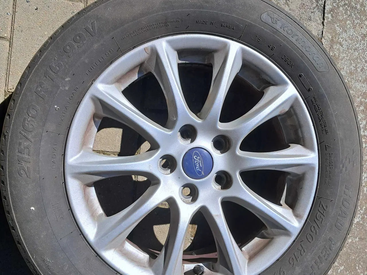 Billede 1 - Fire stk dæk med fælge til en Ford Mondero sælges,
