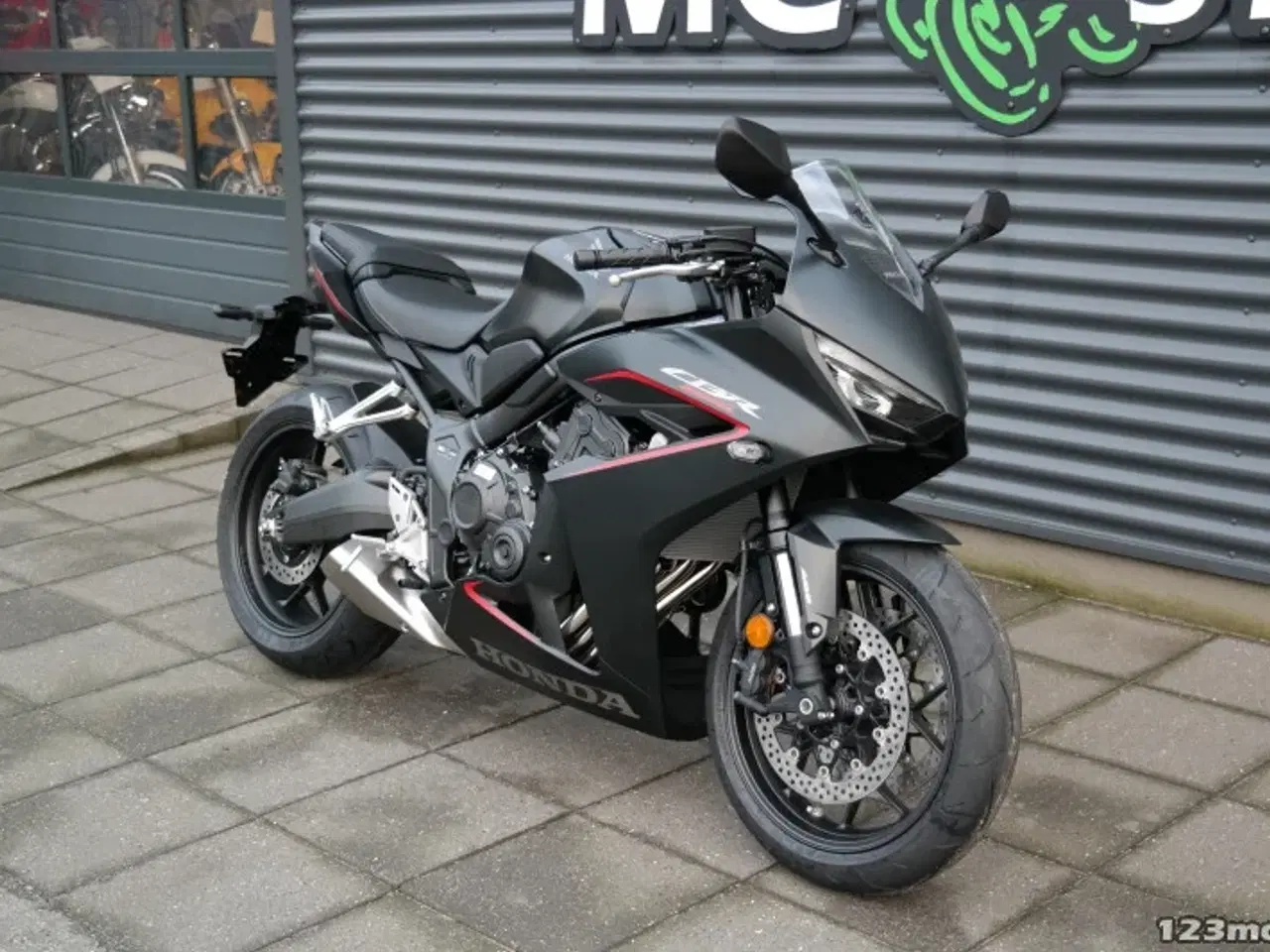Billede 2 - Honda CBR 650 R MC-SYD BYTTER GERNE