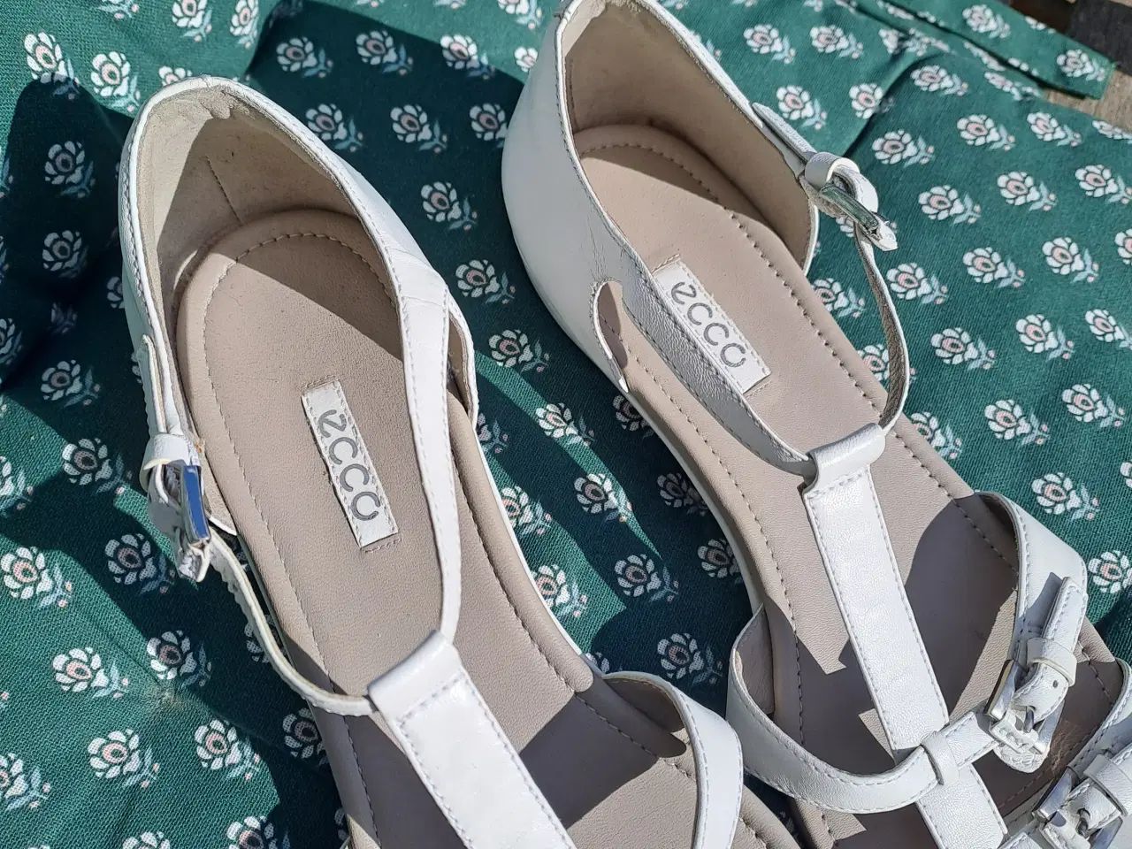 Billede 5 - Helt nye ECCO sandaler i str. 41.