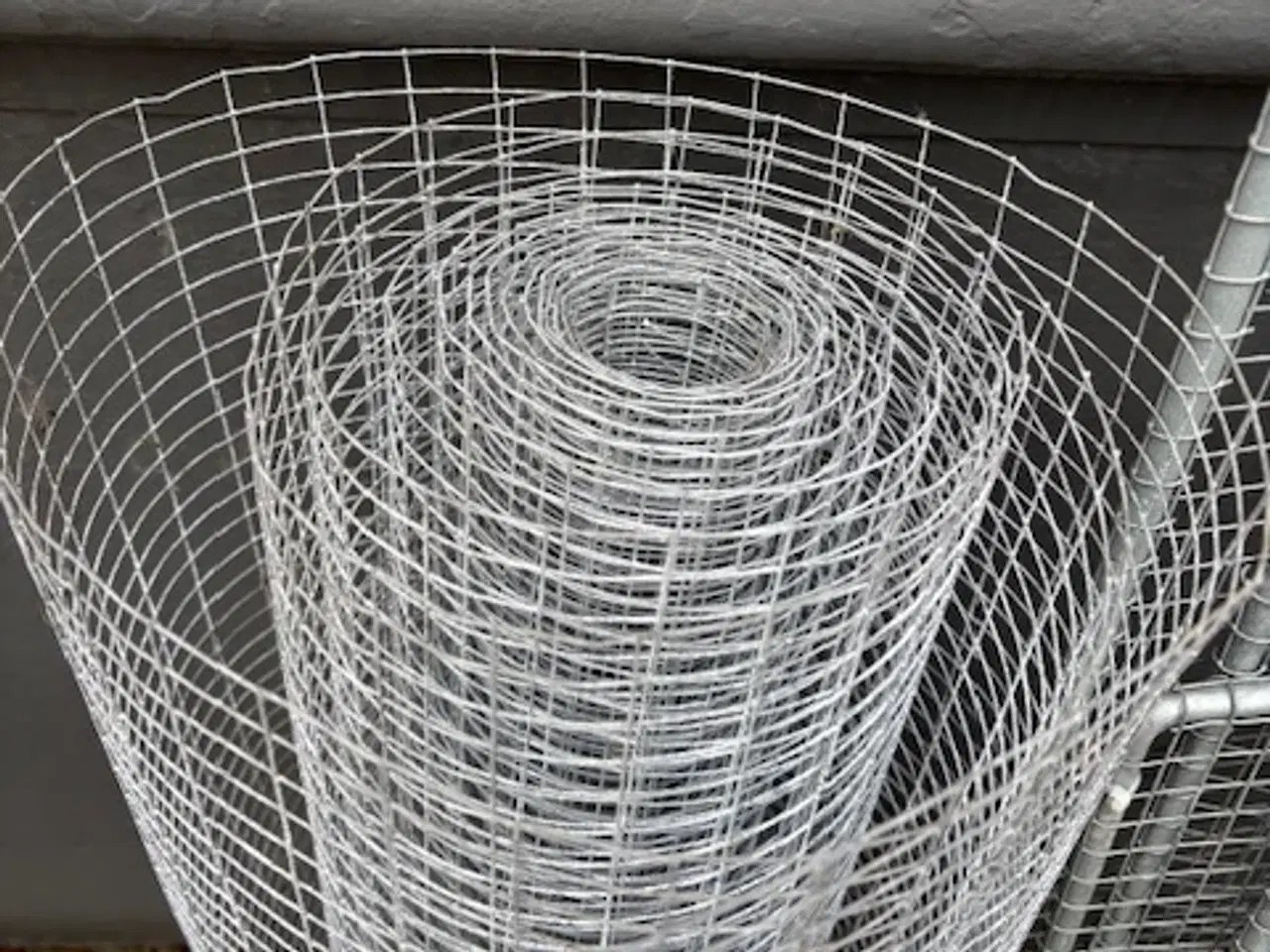 Billede 2 - Trådrammer og volieretråd til fugl eller kanin